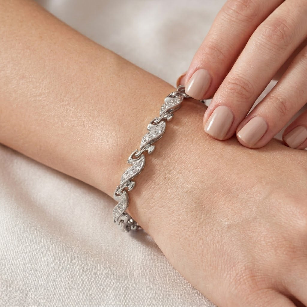 Solid Gold Women's Bracelet with stones