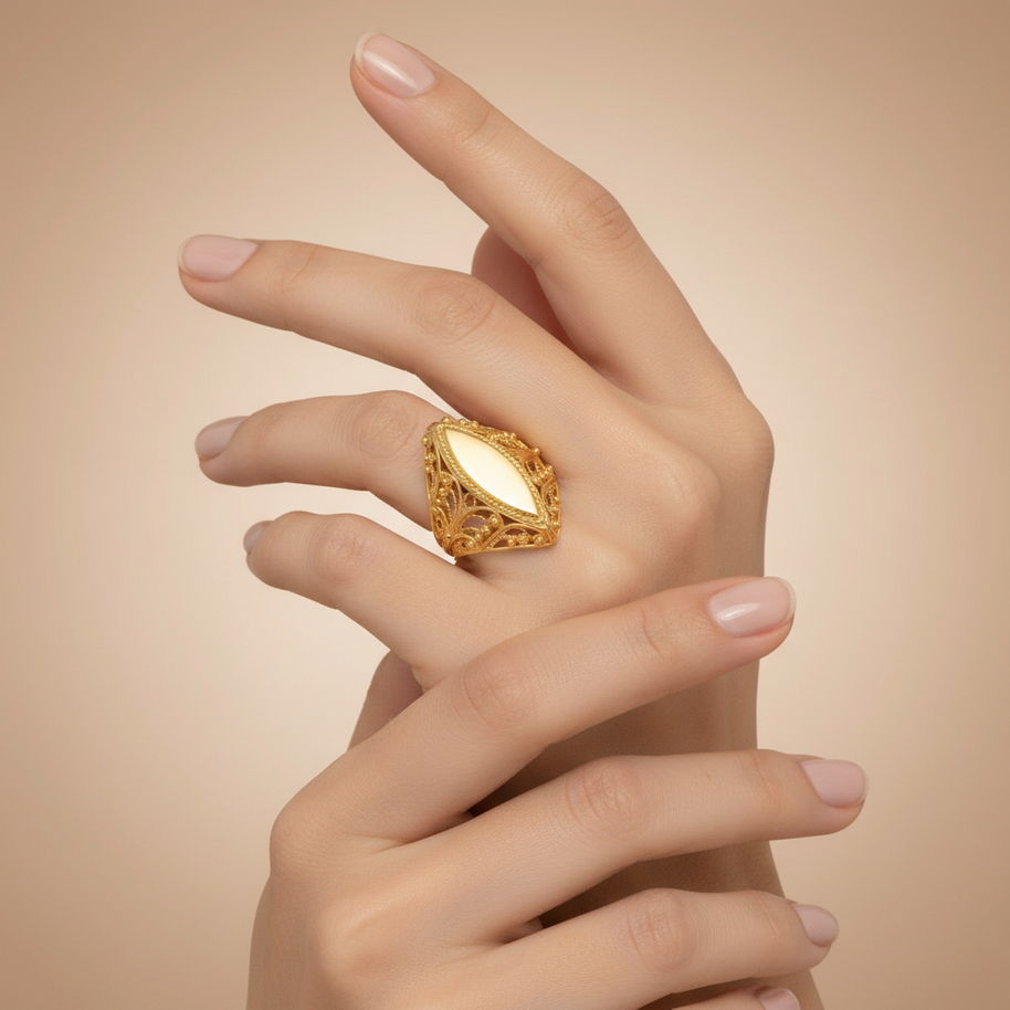 Gold ring for women