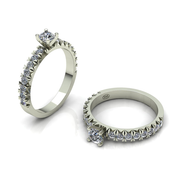 Ring mit Brillanten