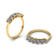 Ring mit Brillanten