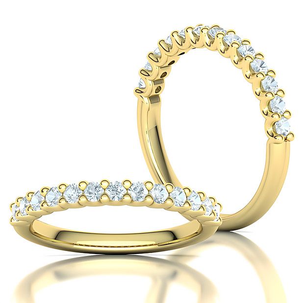 Ladies ring with diamonds