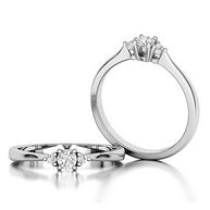 Ladies ring with diamonds