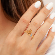 Gold women's ring Calla