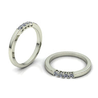 Ring mit Brillanten