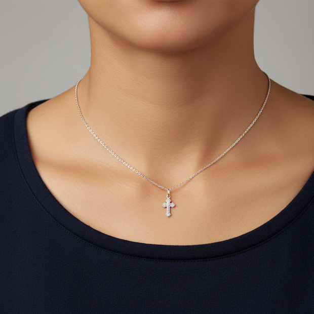 Кулон в виде креста. Серебро 925 пробы.