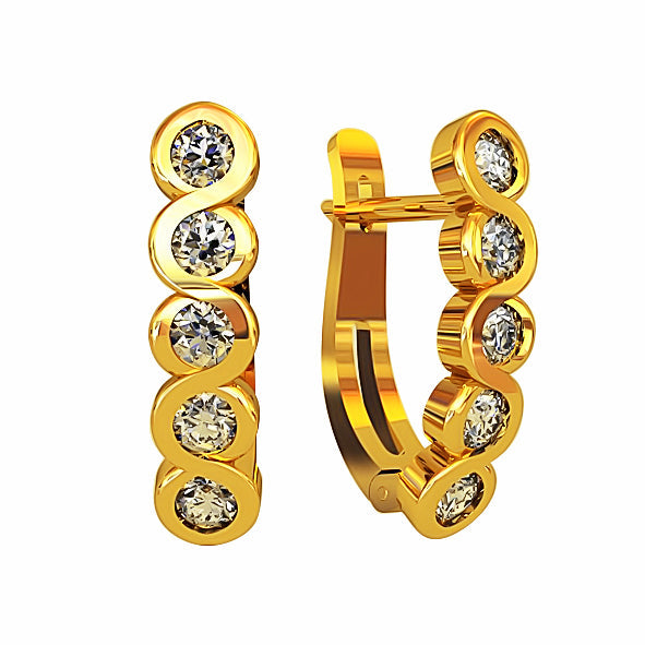 Goldene Ohrringe mit Brillanten