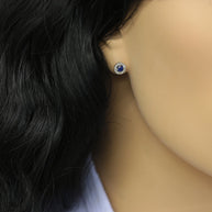 Ohrstecker mit Saphire und Diamanten. Weißgold 585