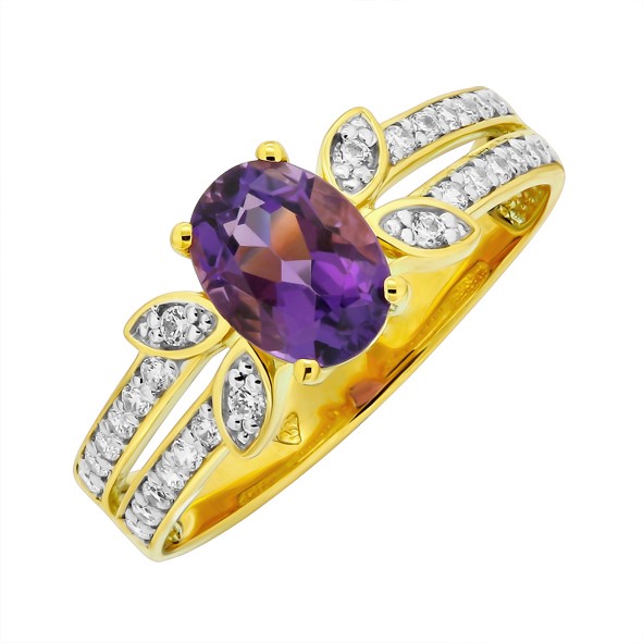 Ring with amethyst stone