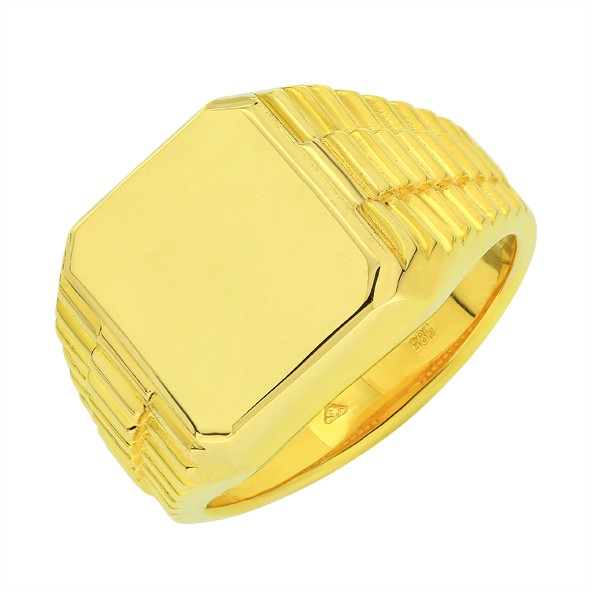 Men's ring made of gold