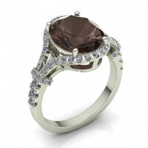 Ring with smoky quartz and diamond