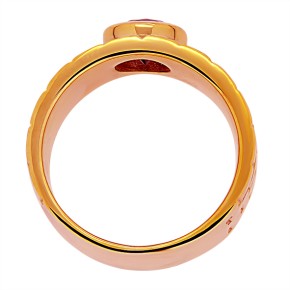 Men's ring made of gold