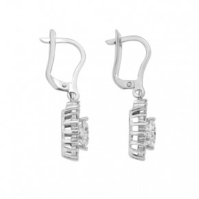 Silver earrings with zirconia